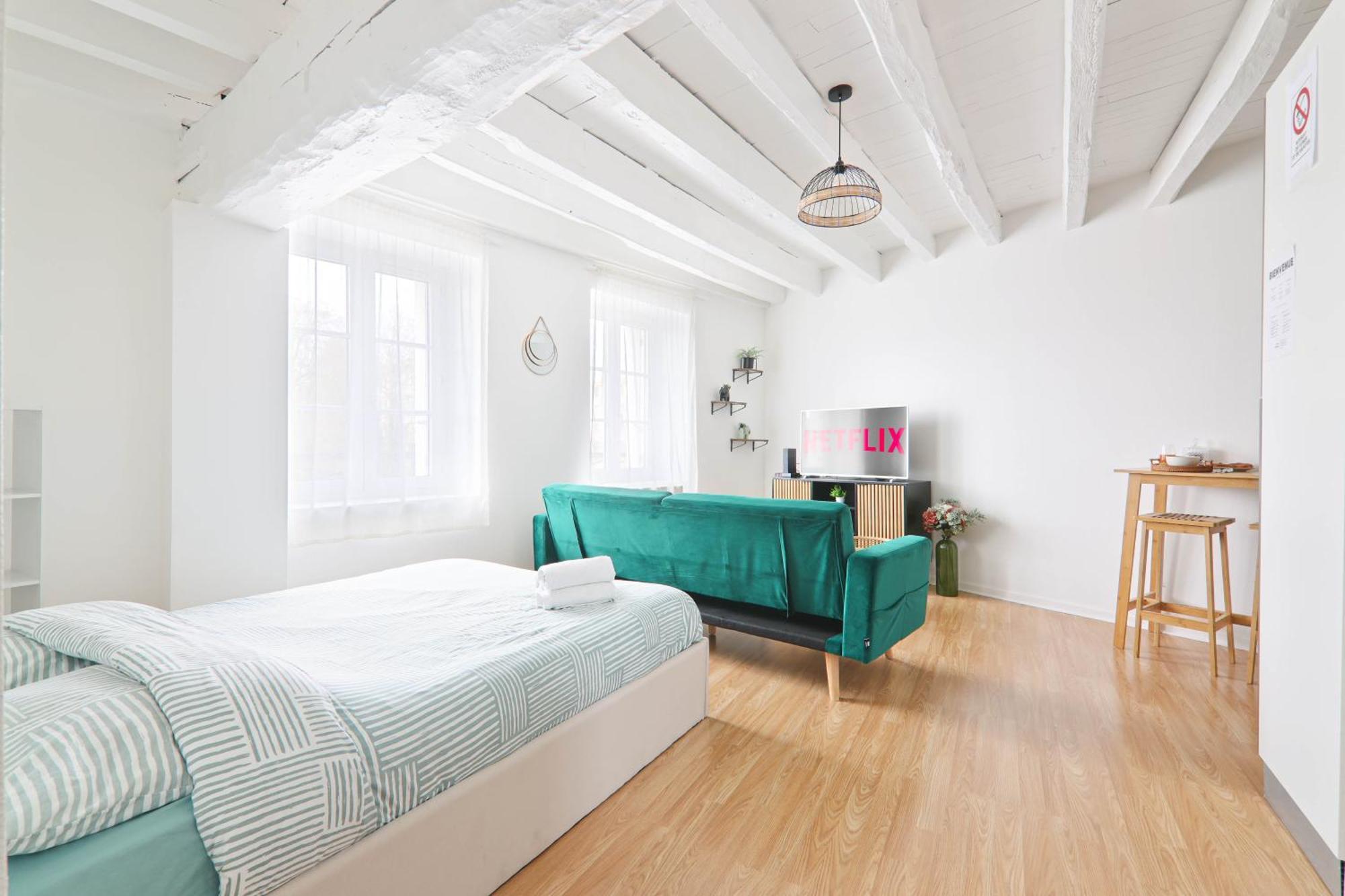 Studio Chaleureux A Etampes, France Екстериор снимка